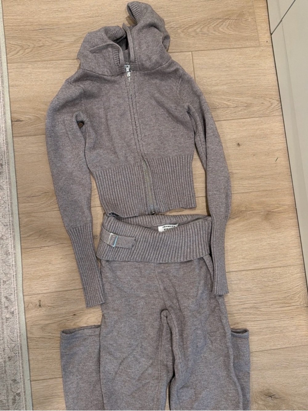 Frankie’s Bikinies Gray Knit Zip Hoodie and Sweater-Leg Pants Set